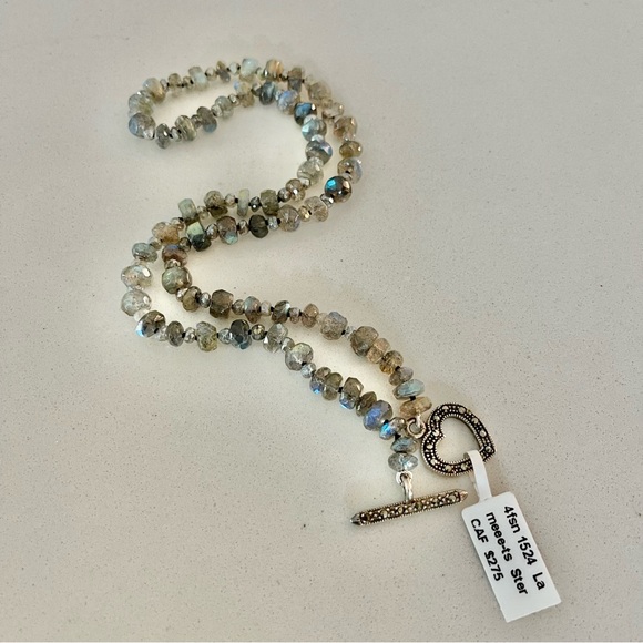 One of a kind Faceted Labradorite beaded necklace 18” in length. - Picture 4 of 9